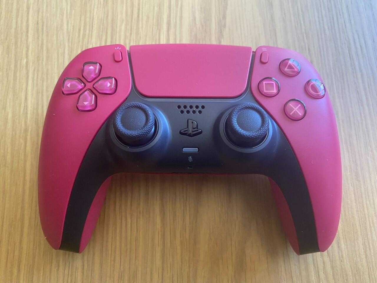 İşte Yeni PS5 Denetleyici Rengi Ne Kadar Kırmızı