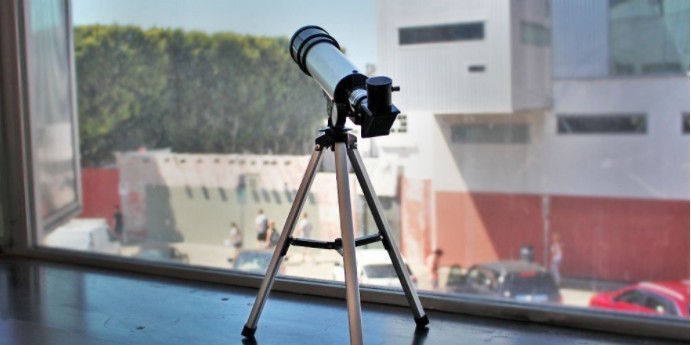 3. Outdoor Monocular Telescope with Portable Tripod