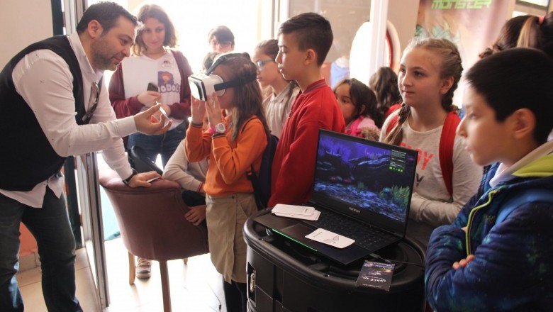 Monster Notebook Çocuklara Geleceğin Teknolojilerini Tanıttı