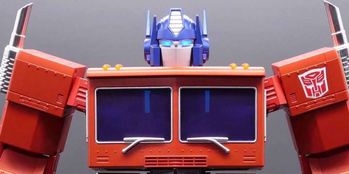 Hasbro, 700 Dolarlık Optimus Prime Robot'u Geliştirdi