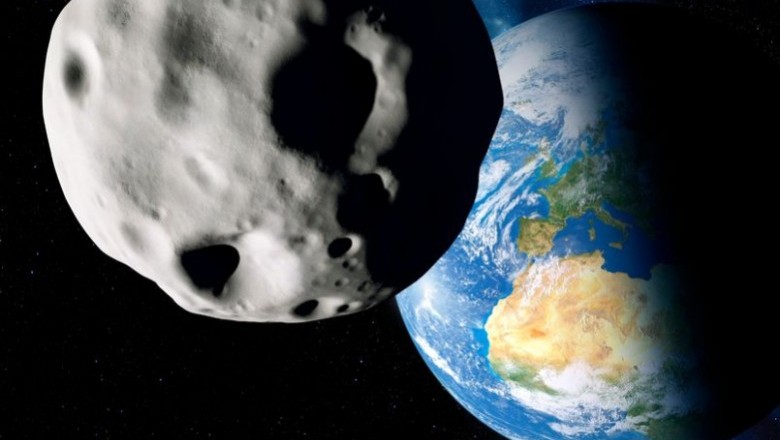NASA Bu Hafta Dünyanın Yakınından 40 Metrelik Bir Asteroidin Geçeceğini Duyurdu