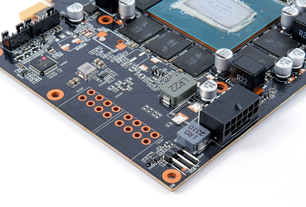 Palit GeForce RTX 4080 SUPER’in Devre Kartında İki Adet 8-Pin Güç Bağlantı Noktası Bulunmaktadır