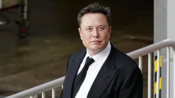 Elon Musk, Windows’lu Yeni Bir Dizüstü Bilgisayar Satın Aldı ve Microsoft’un Gereksinimlerini Eleştirdi.
