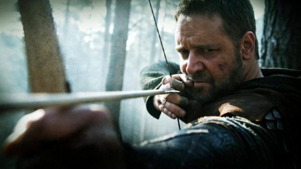 Russell Crowe, “Robin Hood” filminin çekimlerinde iki bacağını da kırdı, ancak bunun 10 yıl sonra farkına vardı