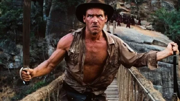 Indiana Jones ve Kader Tapınağı” Filmindeki Dakota Harrison Ford Kırbaçı, Yarım Milyon Dolardan Fazla Satıldı